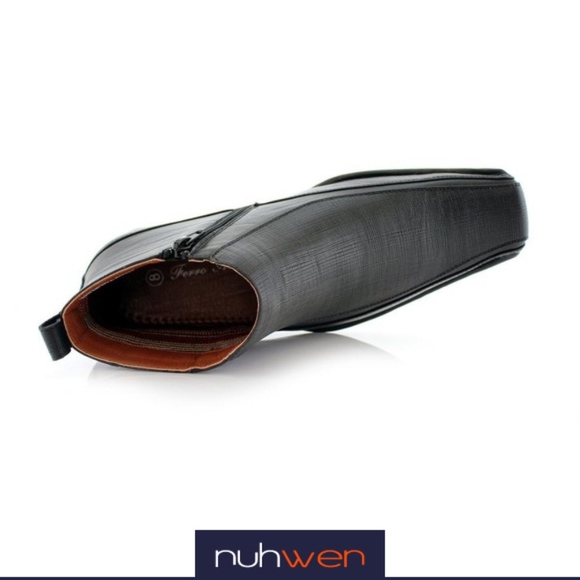 Men Black Leather Boots with 3-Layered Sole - Picture 4 of 5